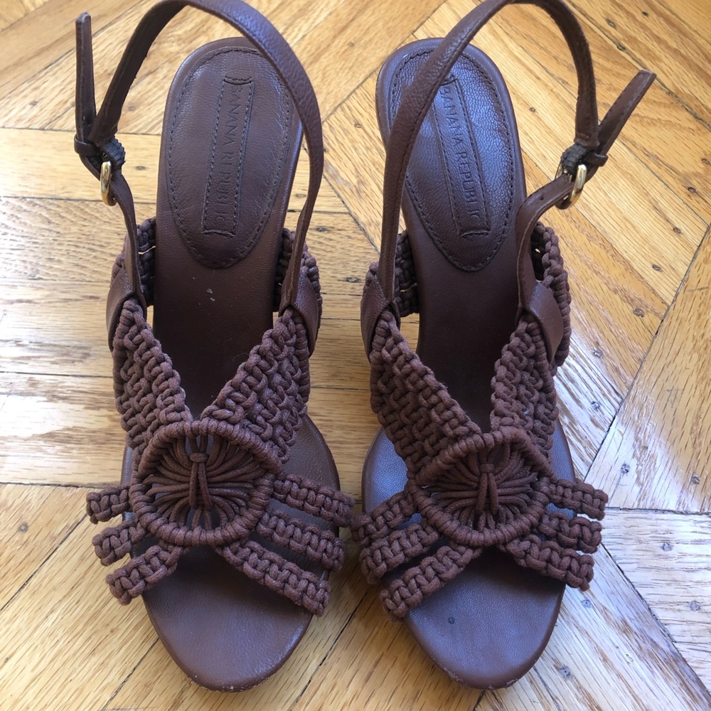 Banana Republic Brown Woven Heels